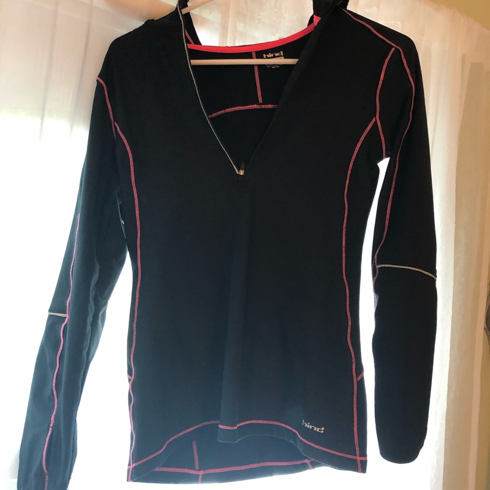 Athletic shirt